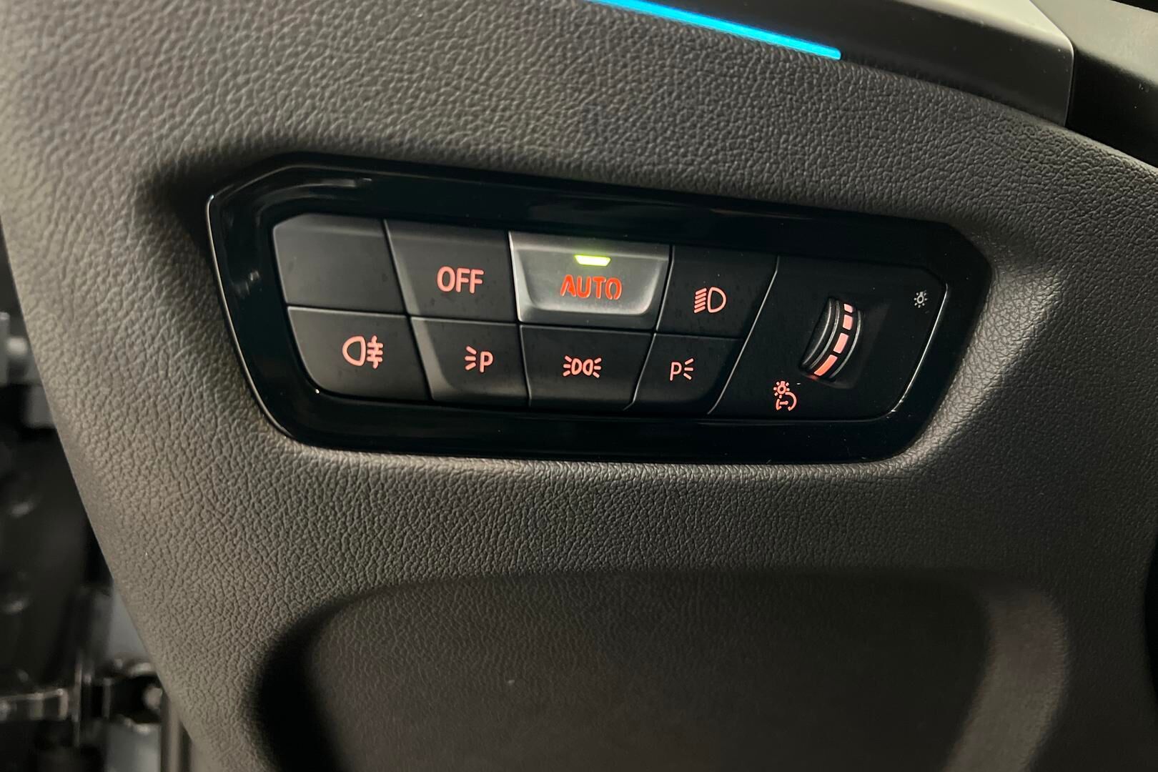 BMW 3-sarja iso kuva 20