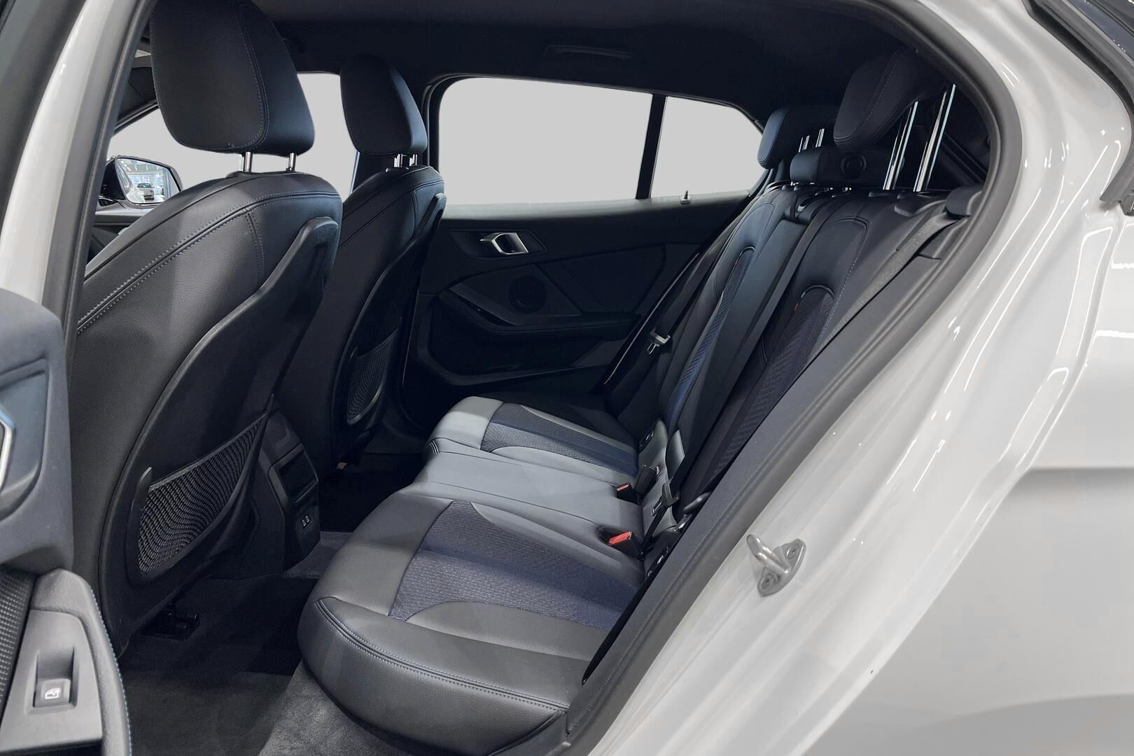 BMW 1-SARJA iso kuva 10