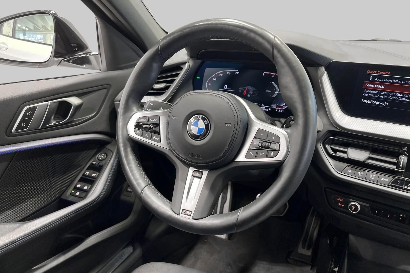BMW 1-SARJA iso kuva 31