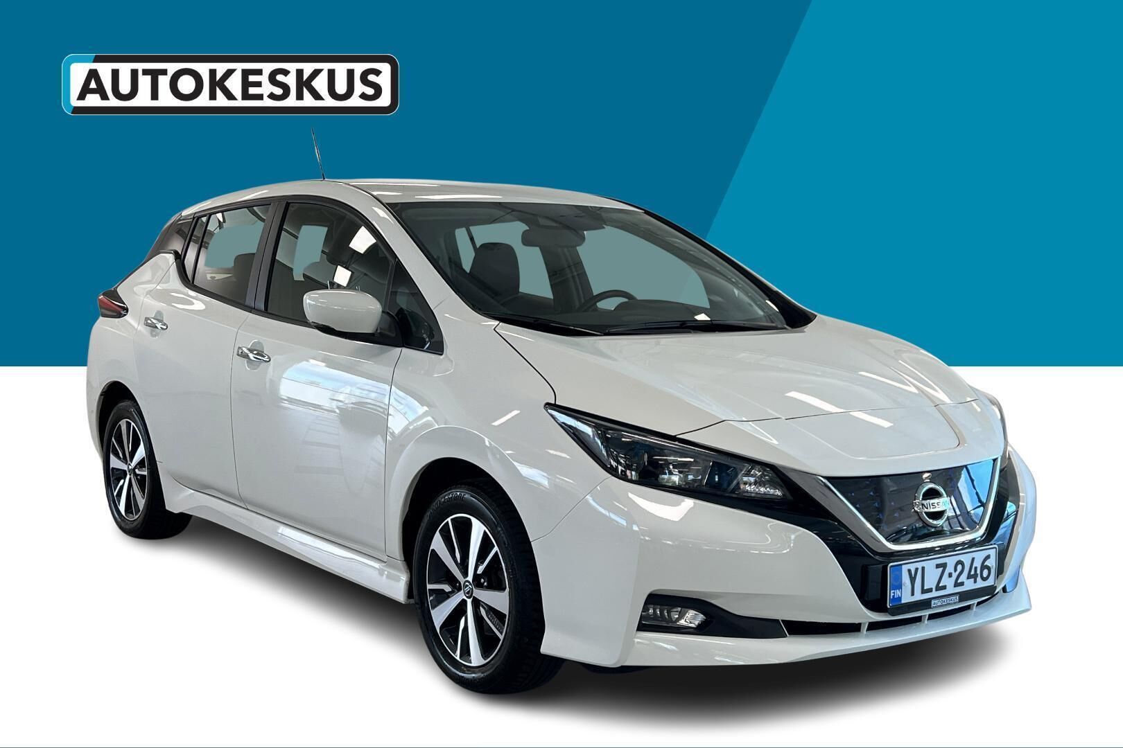 Nissan Leaf iso kuva 2