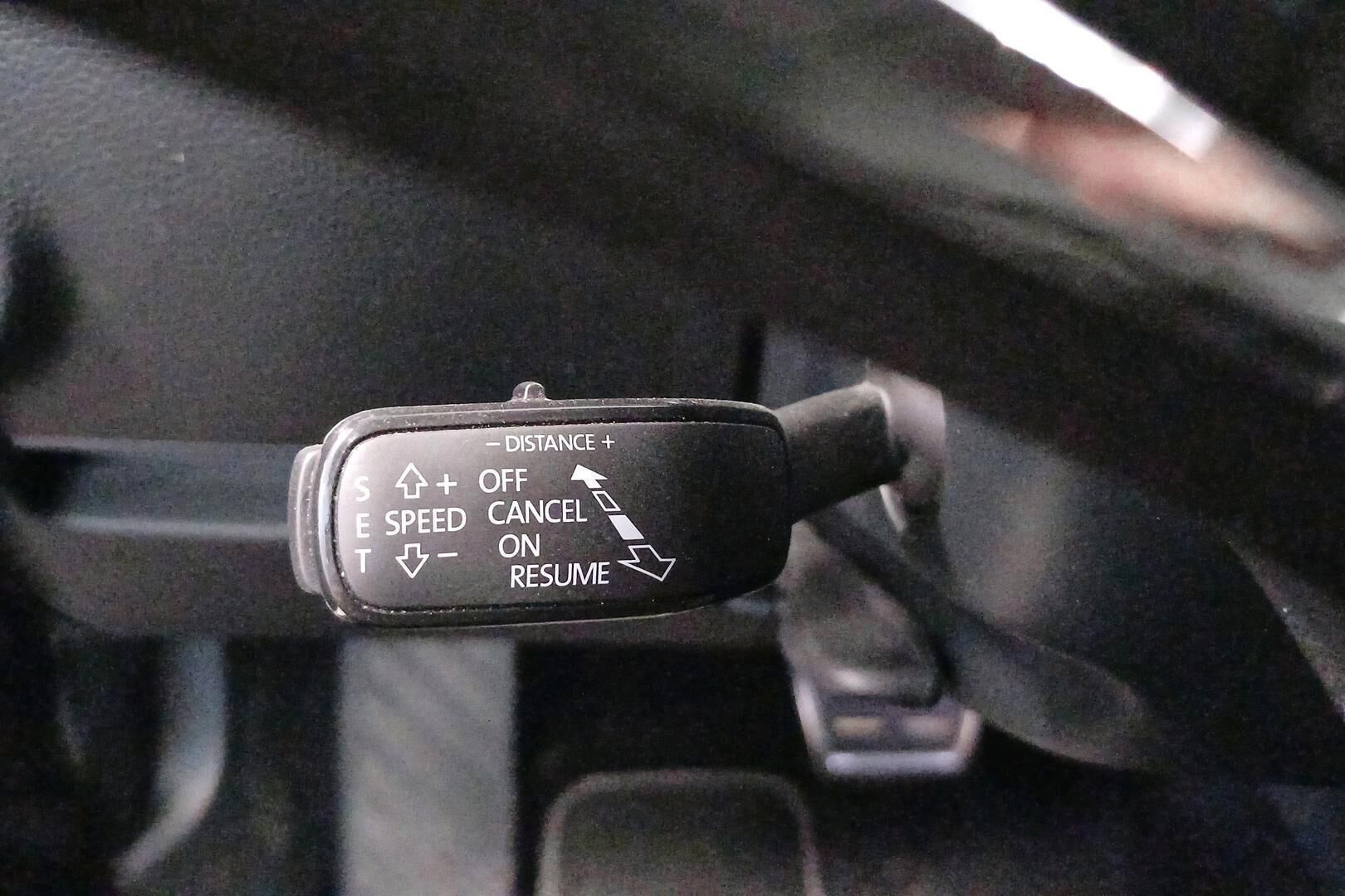 Skoda Superb iso kuva 17