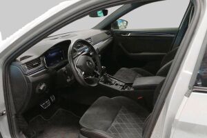 Skoda Superb esikatselu 9