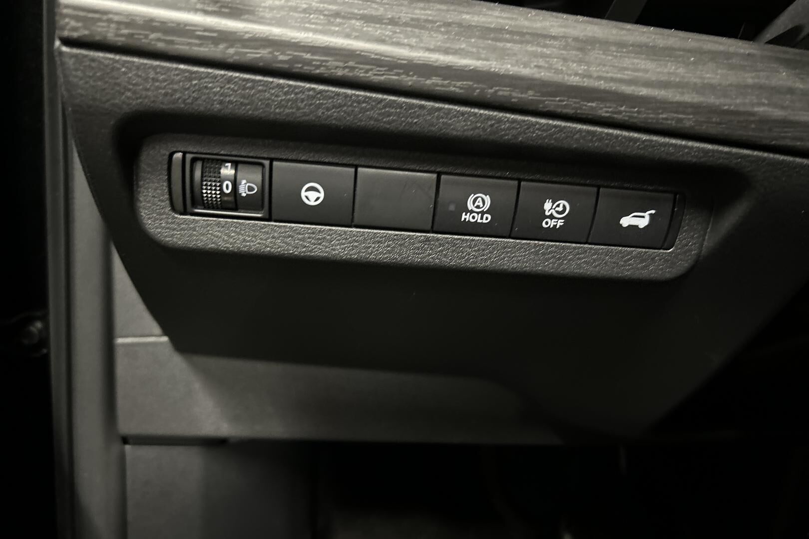 Nissan Ariya iso kuva 25