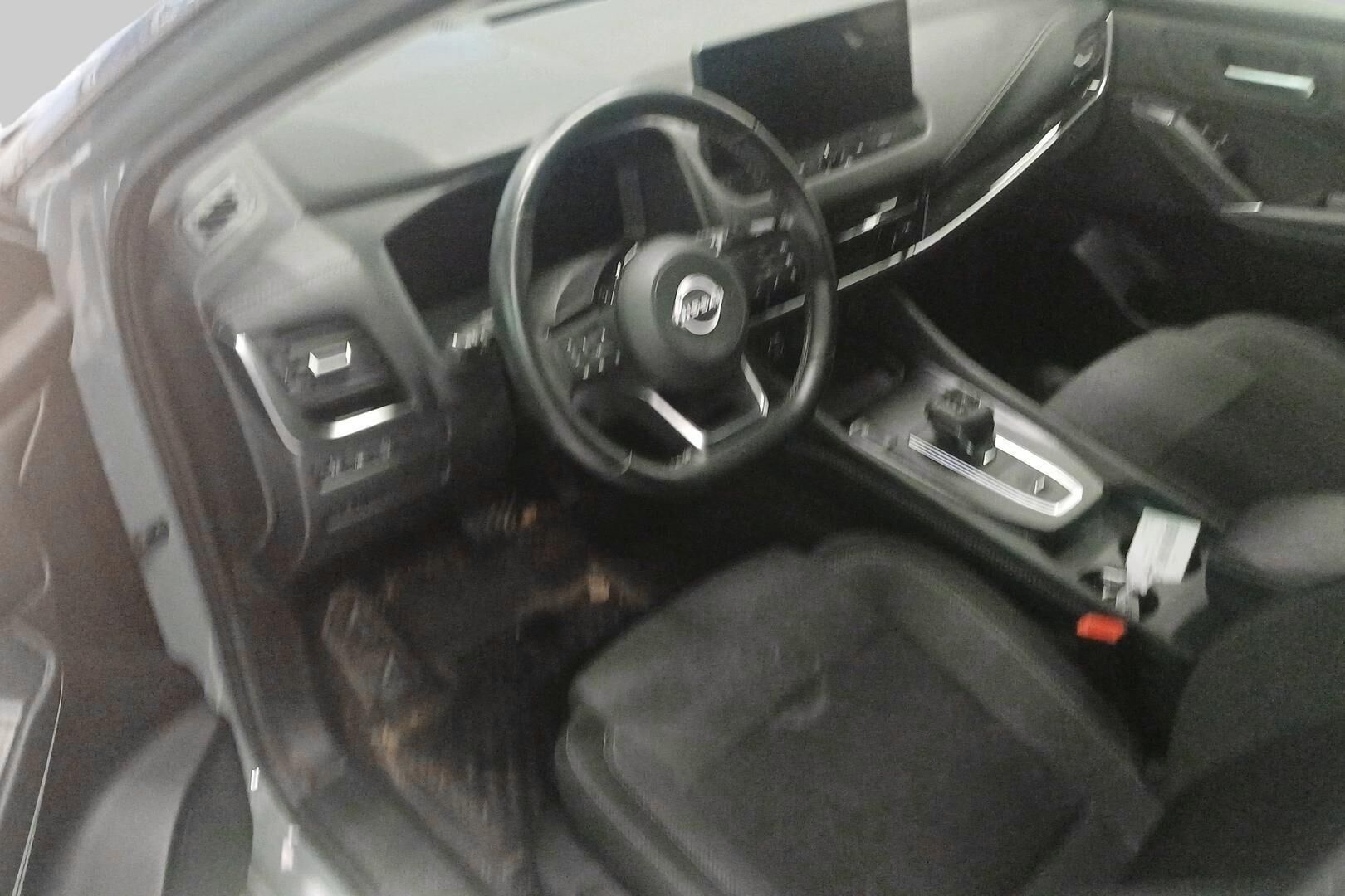 Nissan Qashqai iso kuva 1