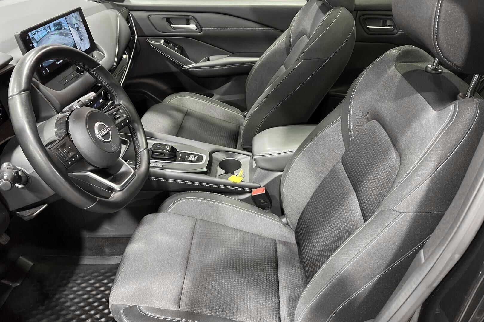 Nissan Qashqai iso kuva 10