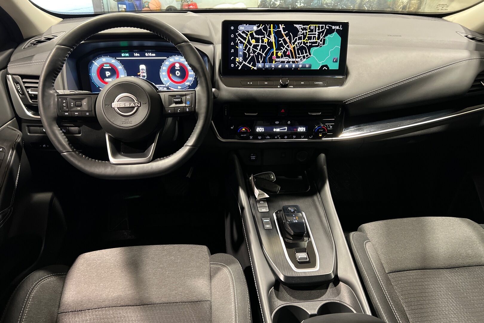 Nissan Qashqai iso kuva 19