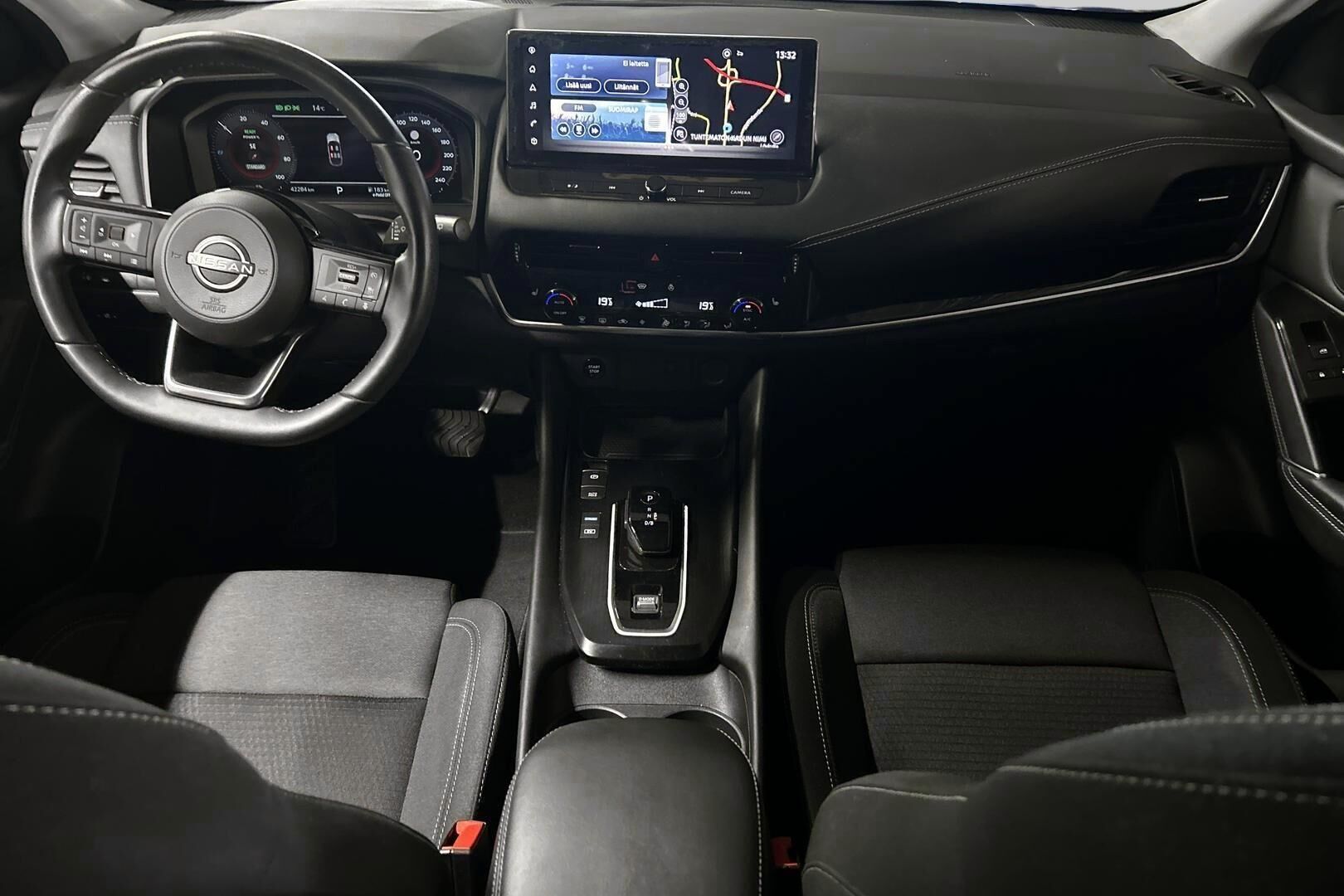 Nissan Qashqai iso kuva 11