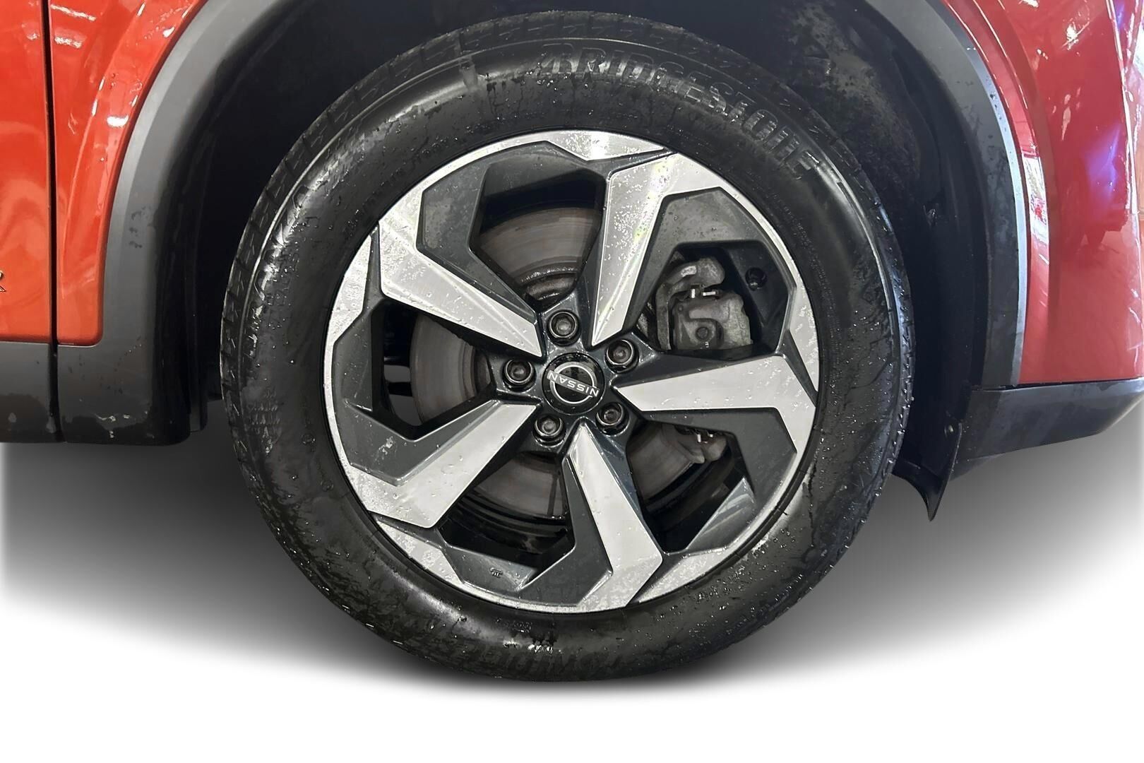 Nissan Qashqai iso kuva 13