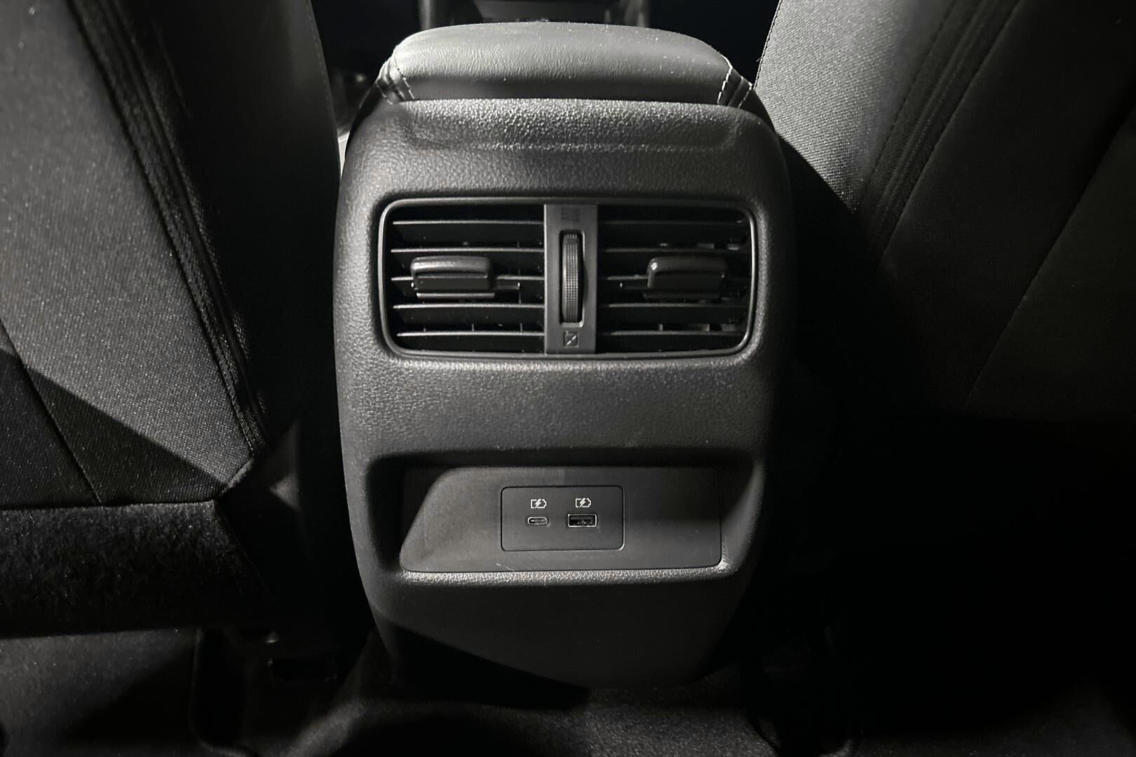 Nissan Qashqai iso kuva 14