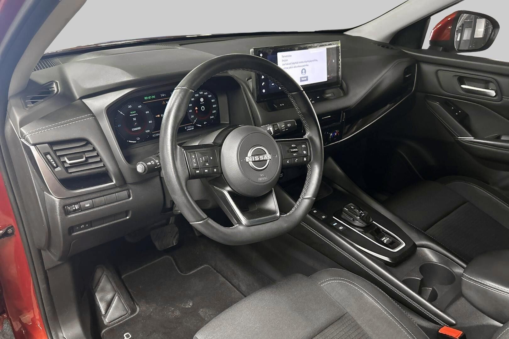 Nissan Qashqai iso kuva 9