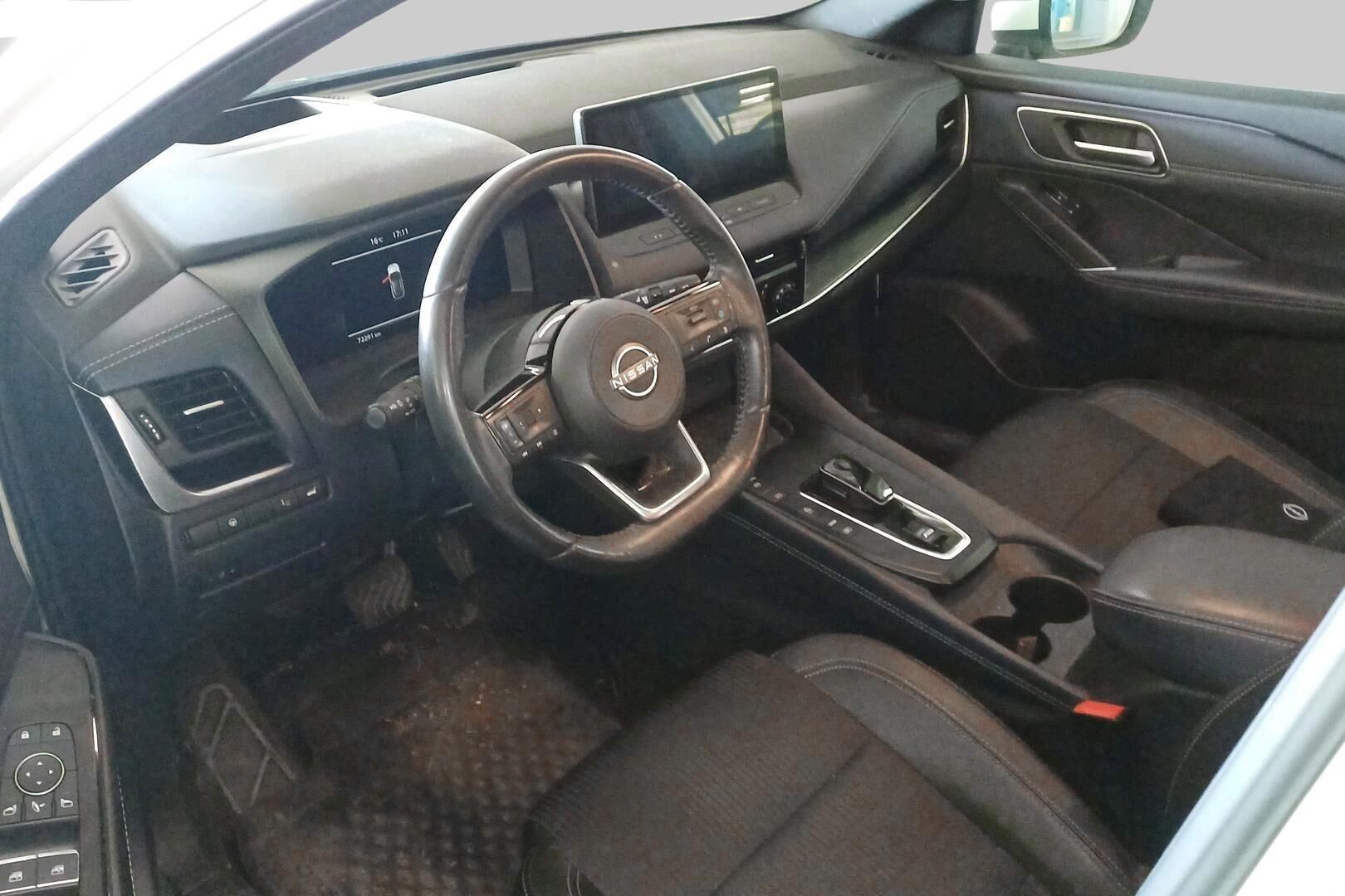 Nissan Qashqai iso kuva 2
