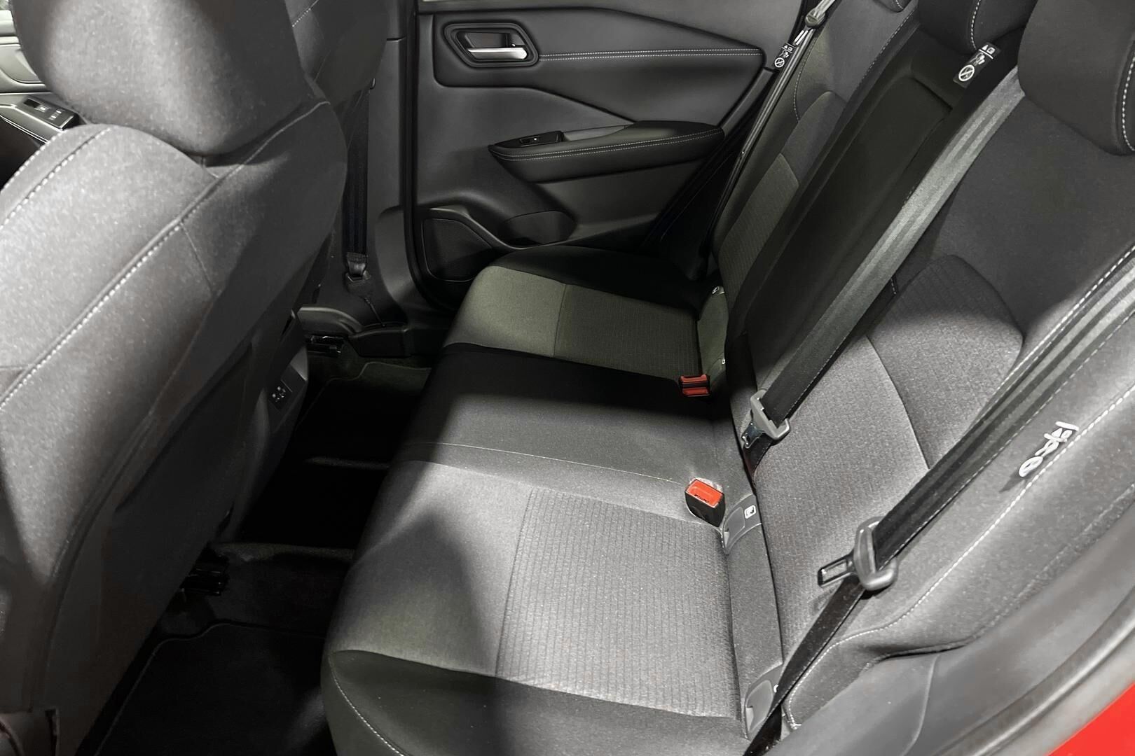 Nissan Qashqai iso kuva 10