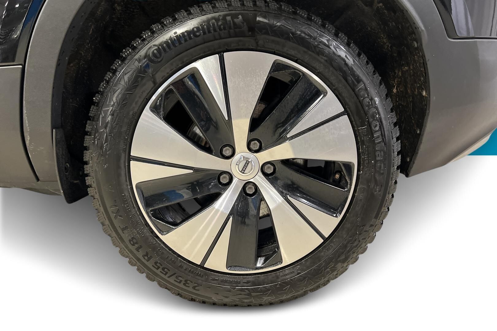 Volvo XC40 iso kuva 13