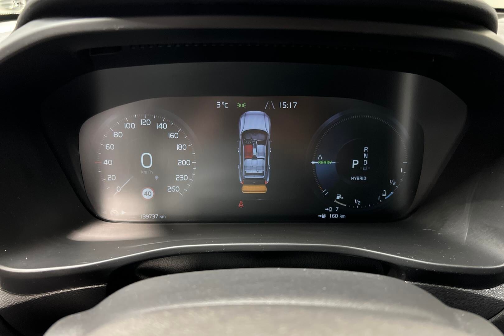 Volvo XC40 iso kuva 5