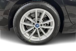 BMW 3-sarja esikatselu 6