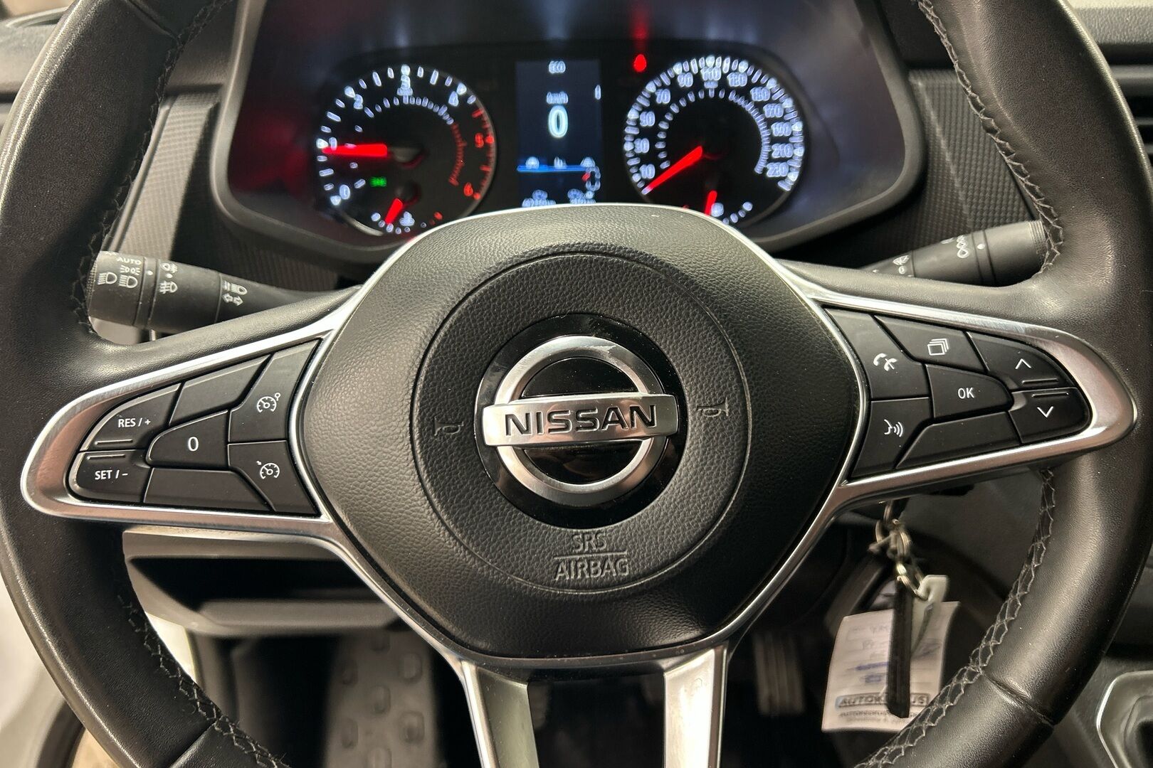 Nissan Primastar iso kuva 16