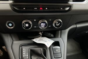 Nissan Townstar esikatselu 19