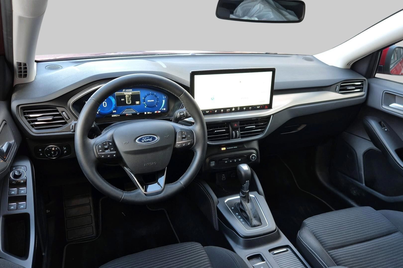 Ford Focus iso kuva 1
