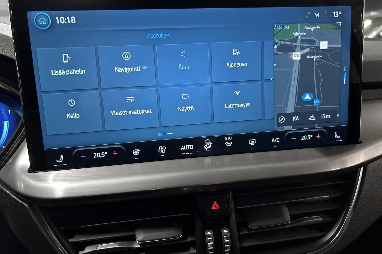 Ford Focus iso kuva 16