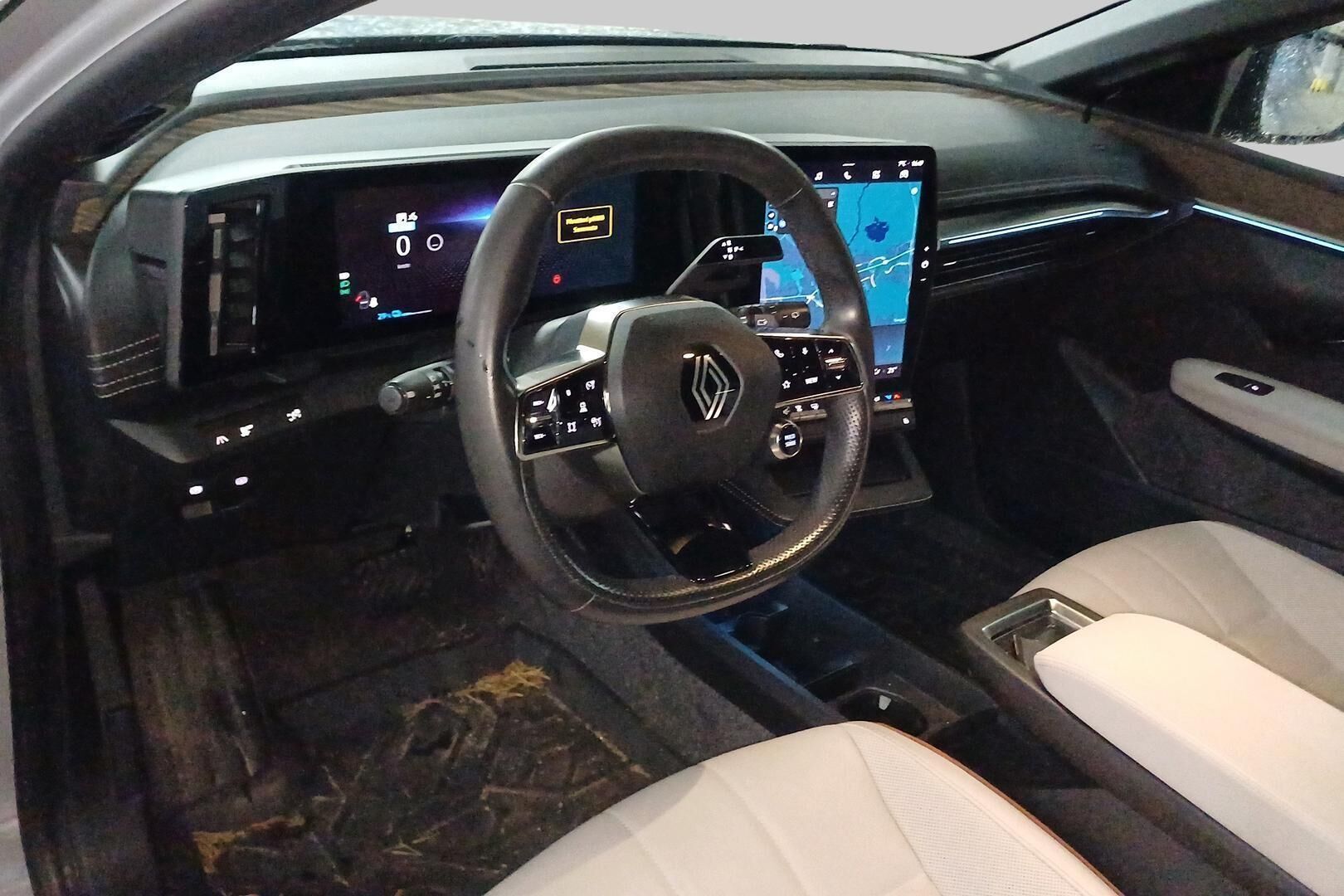 Renault Megane iso kuva 2