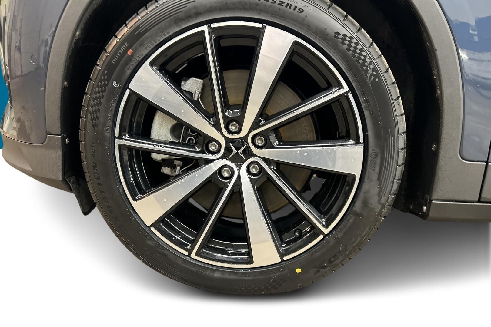 Polestar 2 iso kuva 21