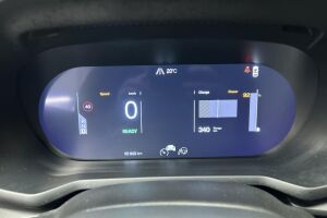 Polestar 2 esikatselu 12