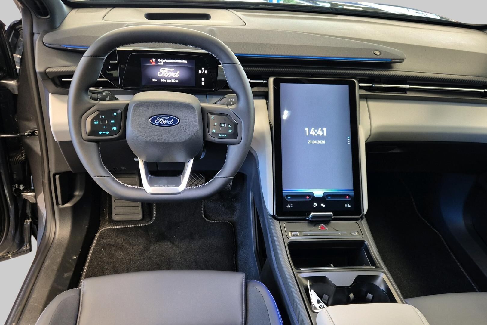 Ford Explorer iso kuva 17