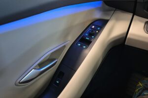 Ford Explorer esikatselu 9