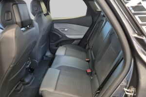 Ford Explorer esikatselu 16