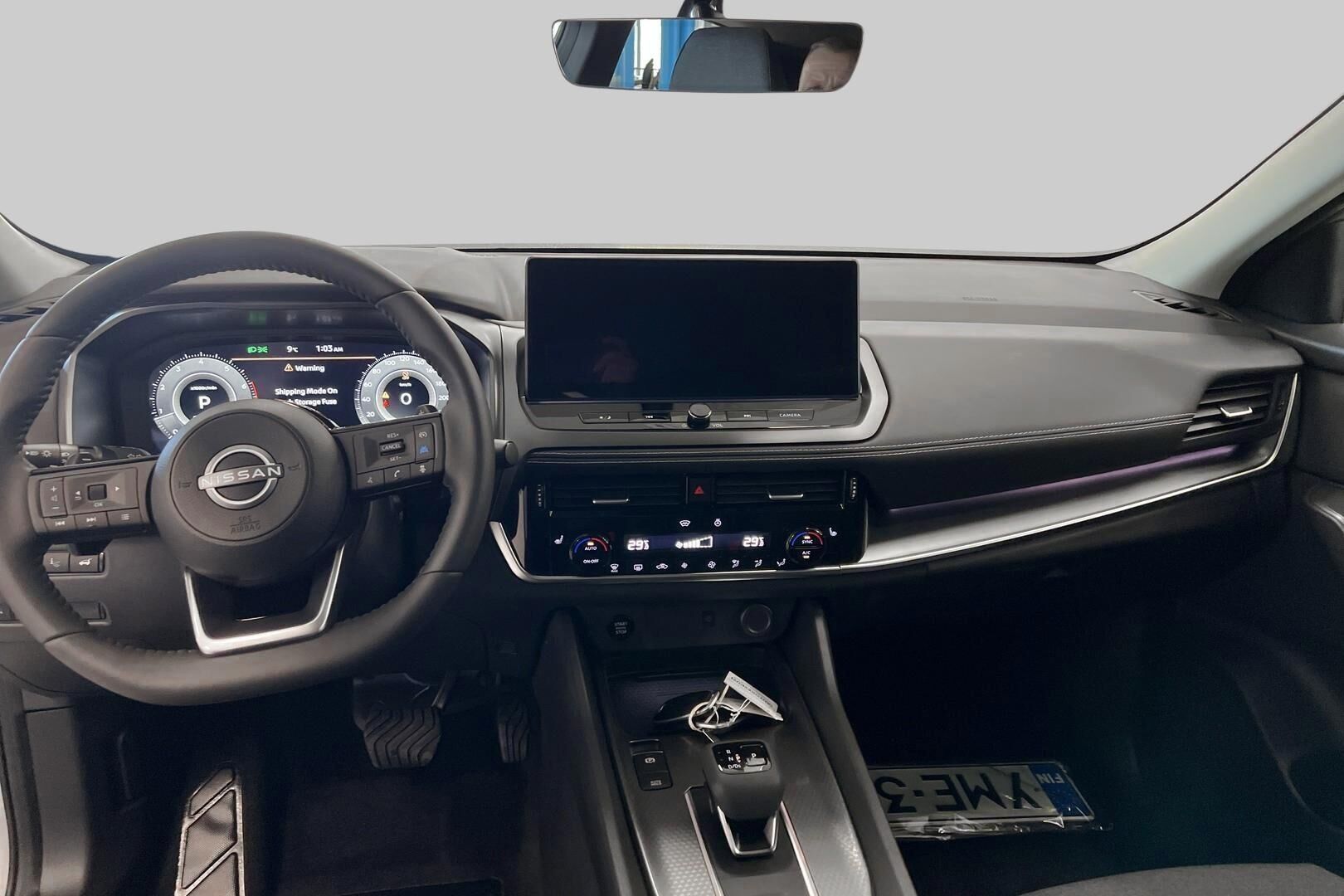 Nissan Qashqai iso kuva 10