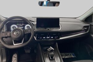 Nissan Qashqai esikatselu 10