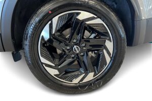 Nissan Qashqai esikatselu 12