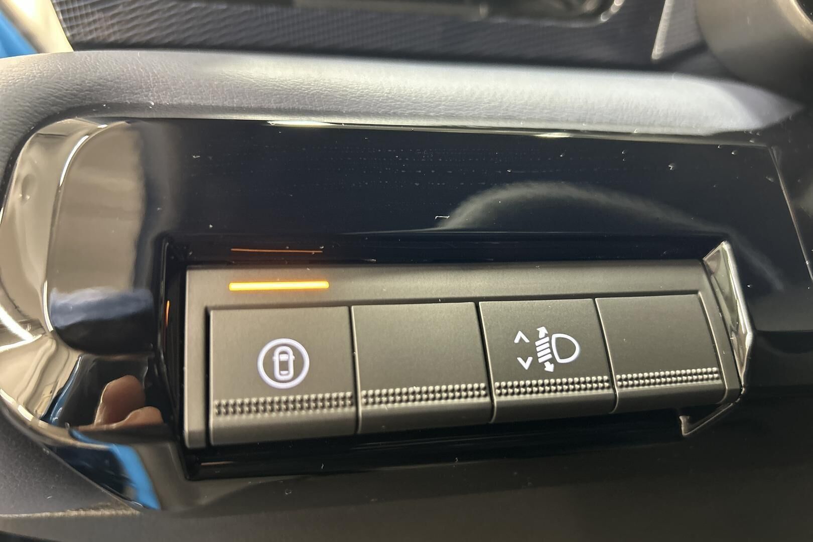 Nissan Micra iso kuva 19