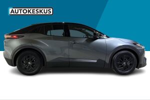 Toyota C-HR+ esikatselu 3