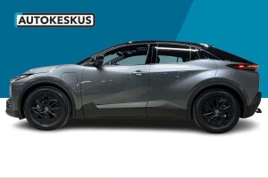 Toyota C-HR+ esikatselu 7