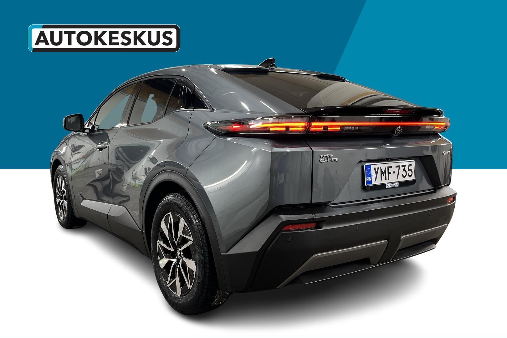 Toyota C-HR+ iso kuva 6