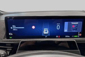 Ford Mustang Mach-E esikatselu 13