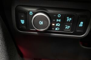 Ford Mustang Mach-E esikatselu 20