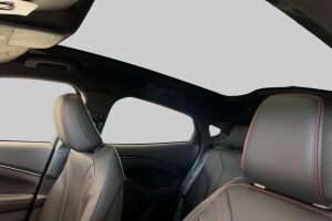 Ford Mustang Mach-E esikatselu 19