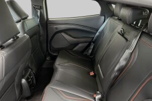 Ford Mustang Mach-E esikatselu 9