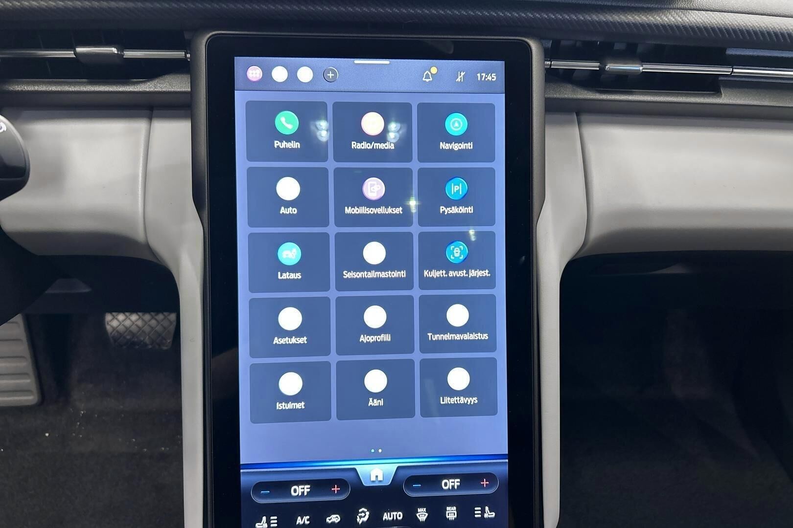 Ford Explorer iso kuva 17
