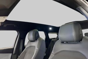 Ford Explorer esikatselu 29