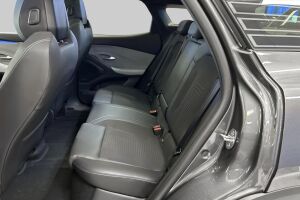 Ford Explorer esikatselu 9