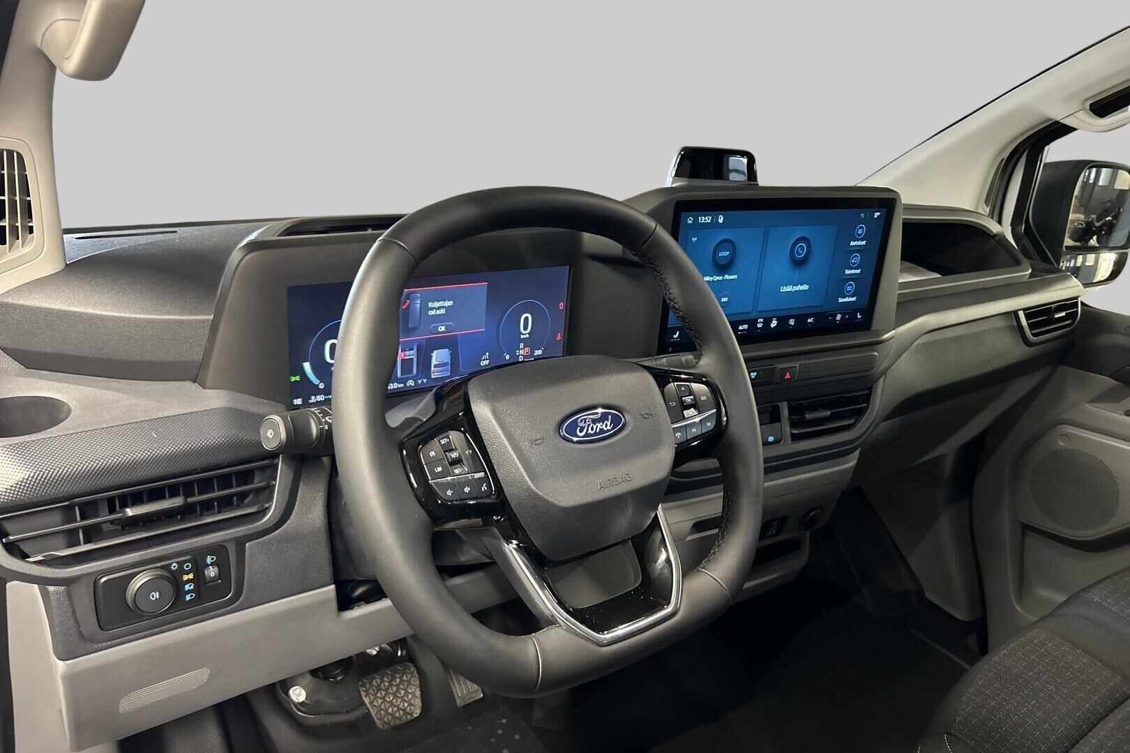 Ford Transit Custom iso kuva 10