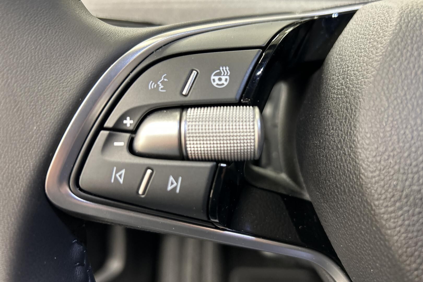 Skoda Enyaq iso kuva 14