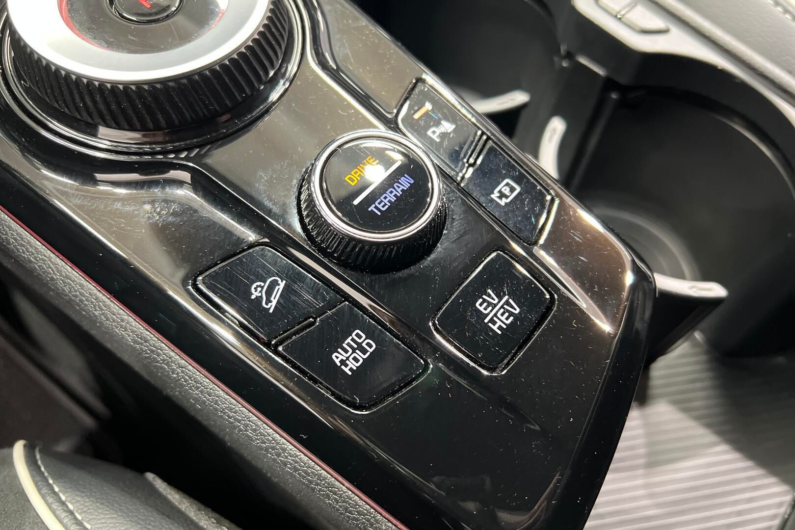 KIA SPORTAGE iso kuva 20