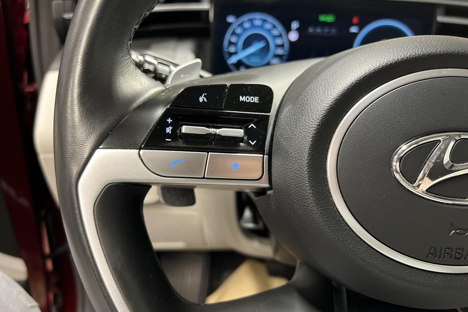 HYUNDAI TUCSON iso kuva 11