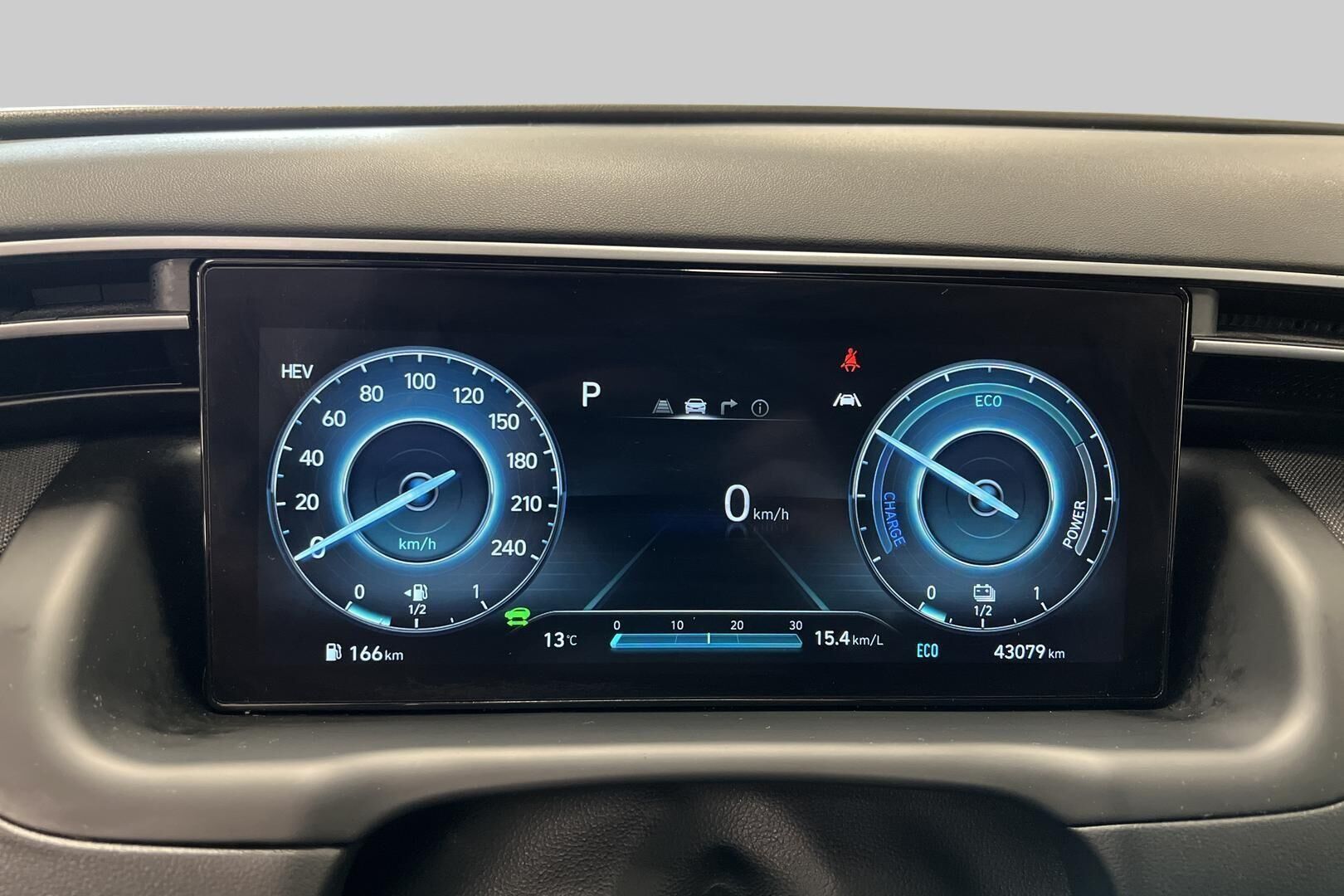 HYUNDAI TUCSON iso kuva 8