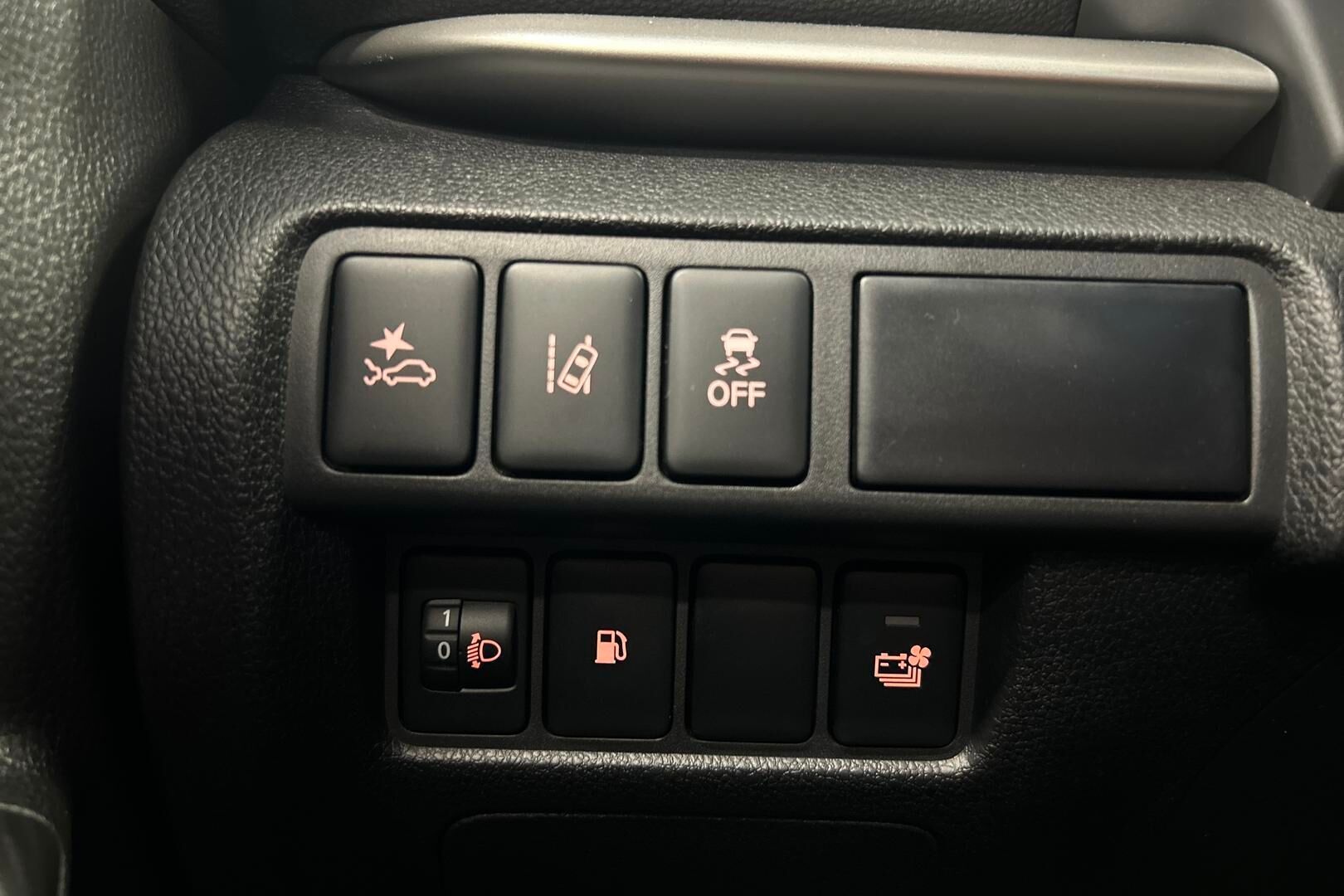 MITSUBISHI Eclipse Cross iso kuva 19