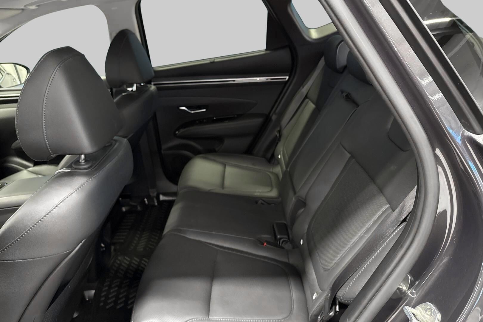 HYUNDAI TUCSON iso kuva 8